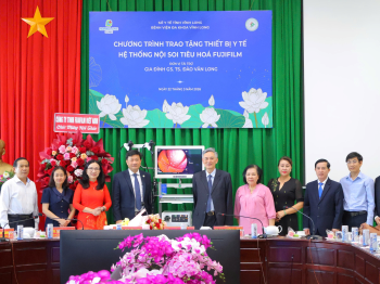 CHUNG TAY VÌ SỨC KHỎE CỘNG ĐỒNG – TRAO TẶNG HỆ THỐNG NỘI SOI HIỆN ĐẠI CHO BỆNH VIỆN ĐA KHOA VĨNH LONG
